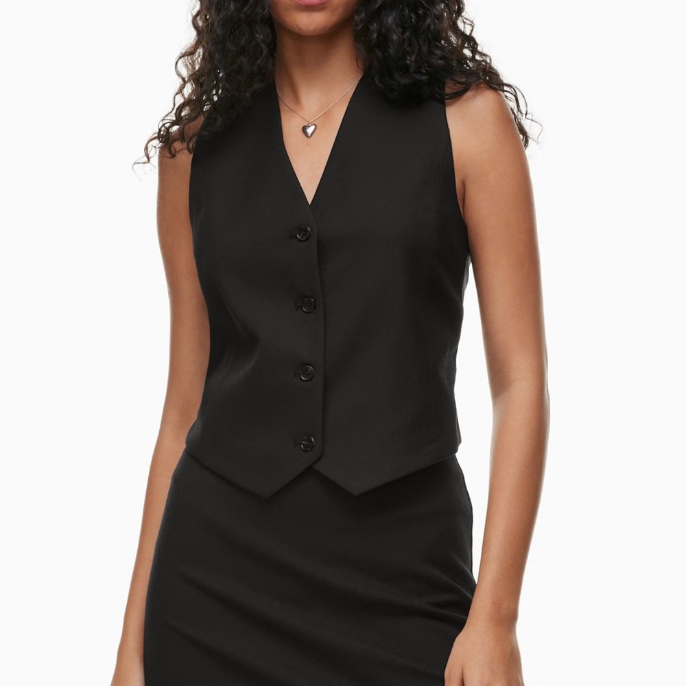 Aritzia Black Wilfred Vest